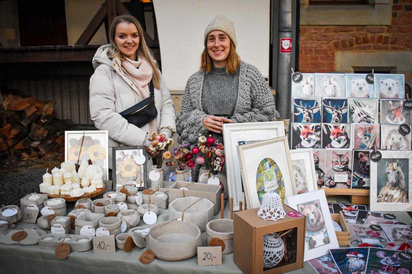 Zdjęcie w galerii na portalu naszraciborz.pl: Zamek w Raciborzu zamienił się w dziecięcą krainę. Za tydzień muzyczna karuzela i wystawa z Lego wiadomości z regionu