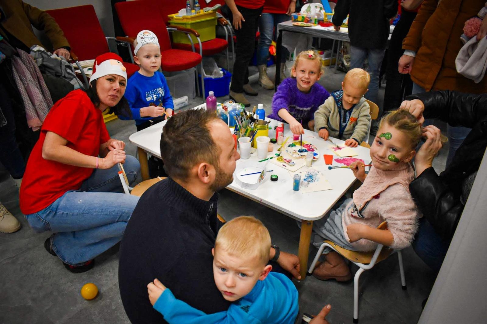Zdjęcie w galerii na portalu naszraciborz.pl: Zamek w Raciborzu zamienił się w dziecięcą krainę. Za tydzień muzyczna karuzela i wystawa z Lego wiadomości z regionu