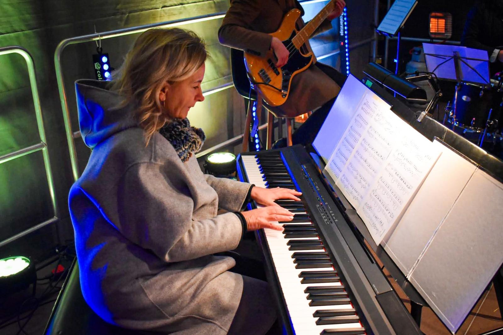 Zdjęcie w galerii na portalu naszraciborz.pl: Zamek w Raciborzu zamienił się w dziecięcą krainę. Za tydzień muzyczna karuzela i wystawa z Lego wiadomości z regionu