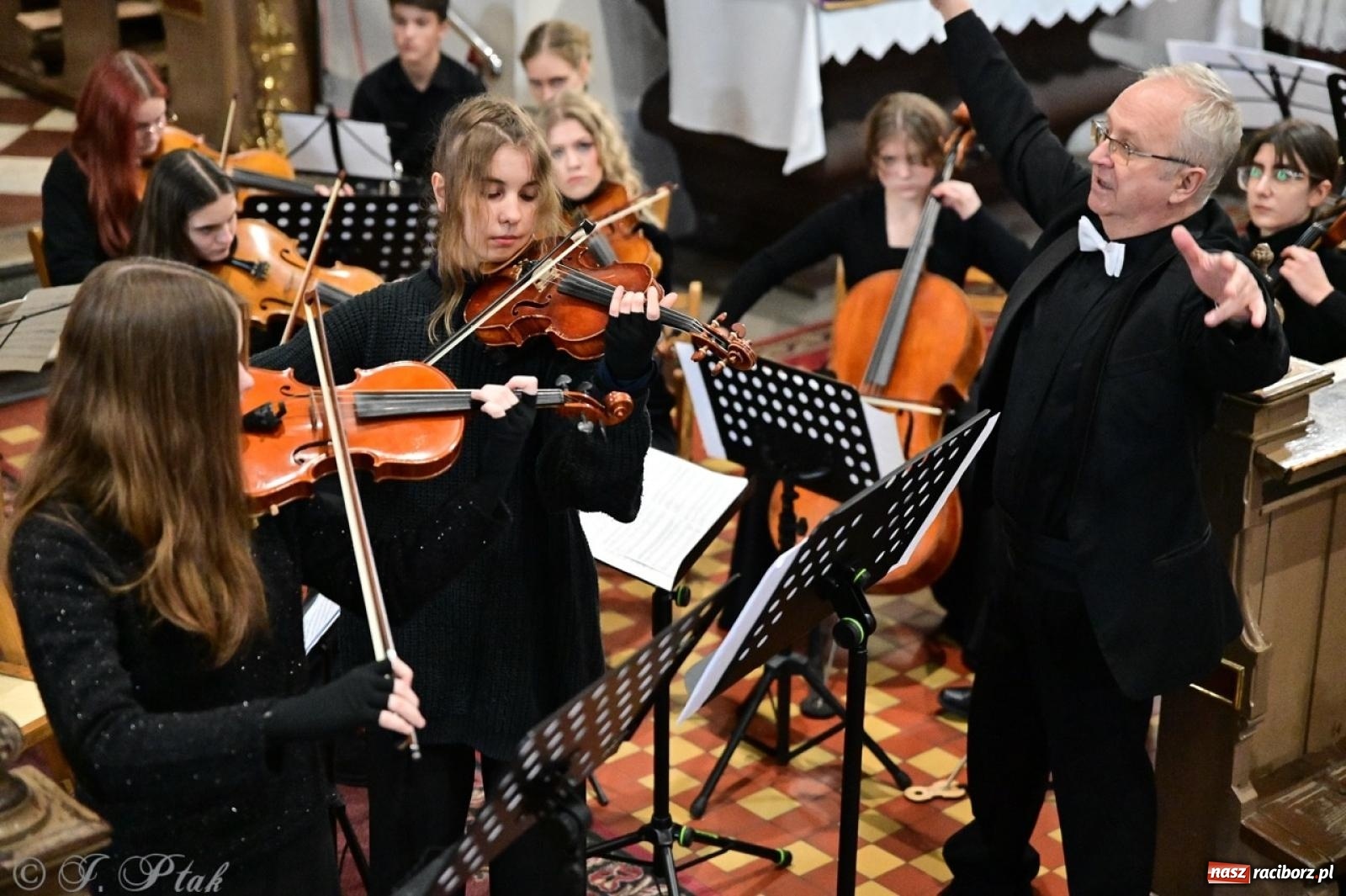 Zdjęcie w galerii na portalu naszraciborz.pl: XXII Dni Ks. Prałata Stefana Pieczki: pierwszy koncert za nami, gala i kolejne wydarzenia wkrótce wiadomości z regionu