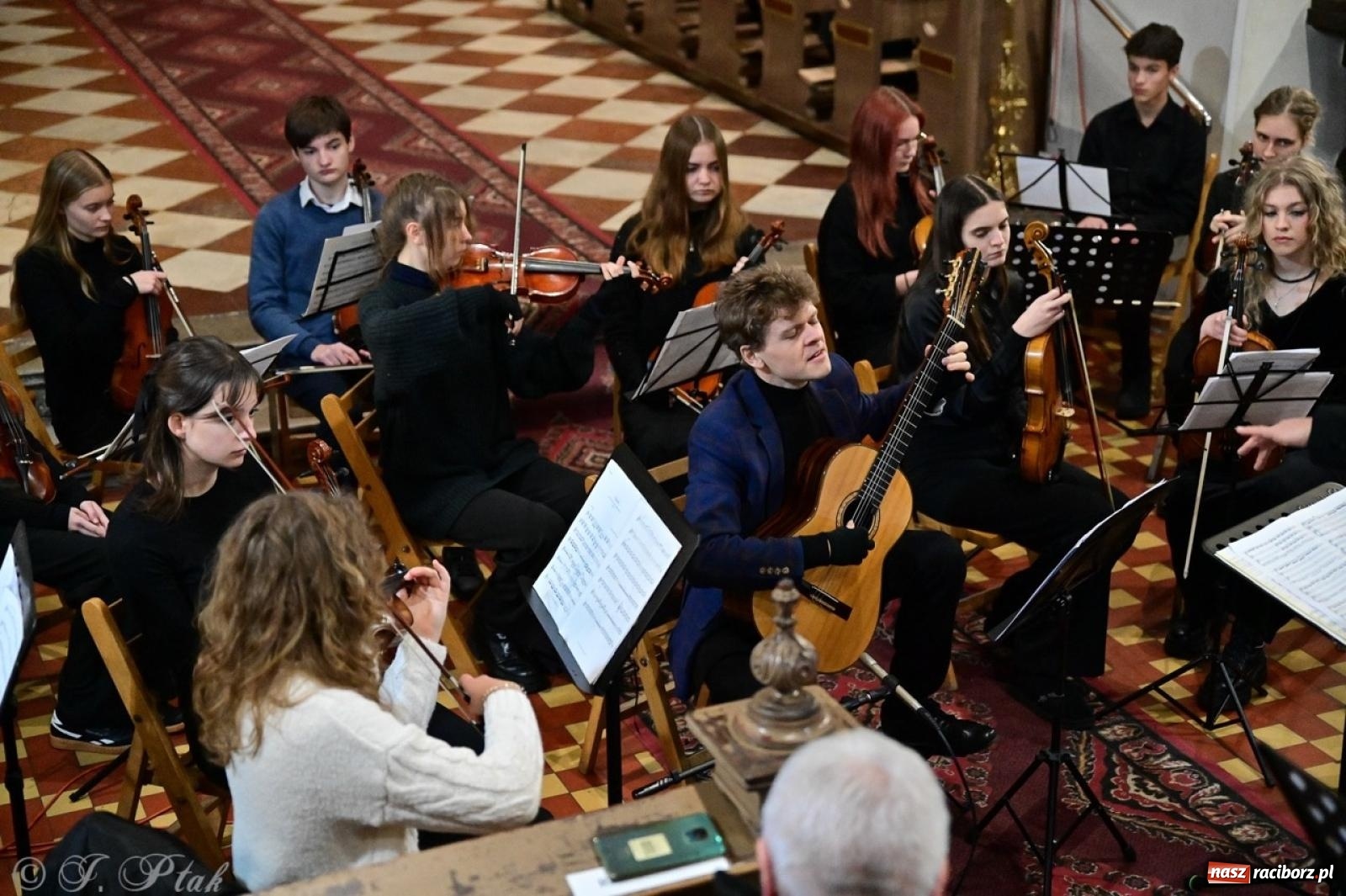 Zdjęcie w galerii na portalu naszraciborz.pl: XXII Dni Ks. Prałata Stefana Pieczki: pierwszy koncert za nami, gala i kolejne wydarzenia wkrótce wiadomości z regionu