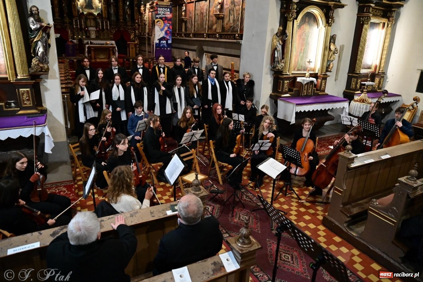 Zdjęcie w galerii na portalu naszraciborz.pl: XXII Dni Ks. Prałata Stefana Pieczki: pierwszy koncert za nami, gala i kolejne wydarzenia wkrótce wiadomości z regionu