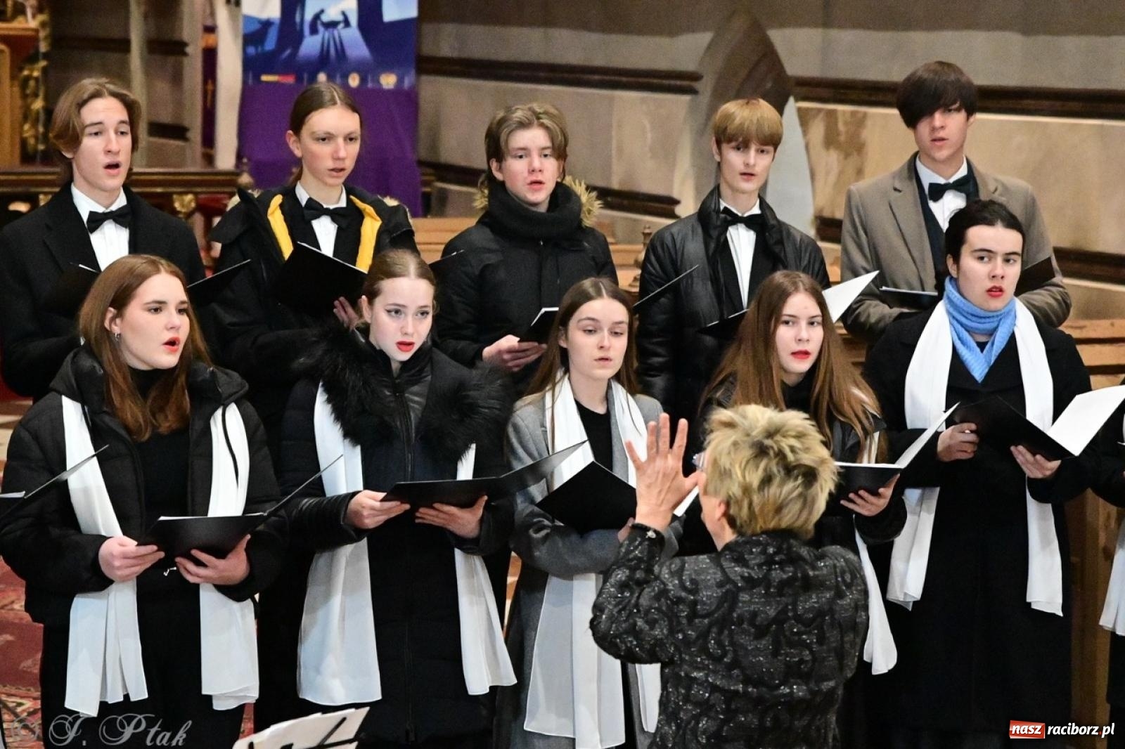 Zdjęcie w galerii na portalu naszraciborz.pl: XXII Dni Ks. Prałata Stefana Pieczki: pierwszy koncert za nami, gala i kolejne wydarzenia wkrótce wiadomości z regionu