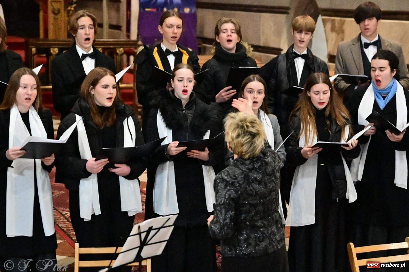 Zdjęcie w galerii na portalu naszraciborz.pl: XXII Dni Ks. Prałata Stefana Pieczki: pierwszy koncert za nami, gala i kolejne wydarzenia wkrótce wiadomości z regionu