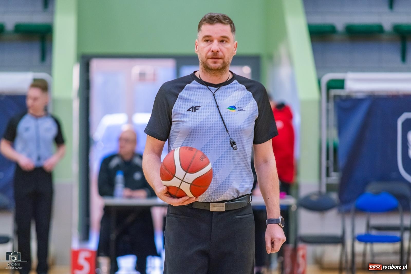 Zdjęcie w galerii na portalu naszraciborz.pl: Dobry początek, fatalna końcówka. RKK AZS Racibórz na tarczy we własnej hali [FOTO i WIDEO] wiadomości z regionu