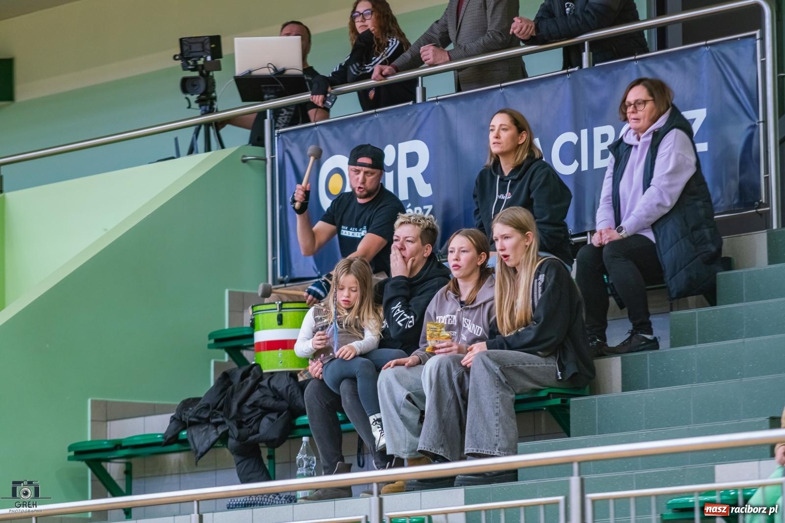 Zdjęcie w galerii na portalu naszraciborz.pl: Dobry początek, fatalna końcówka. RKK AZS Racibórz na tarczy we własnej hali [FOTO i WIDEO] wiadomości z regionu