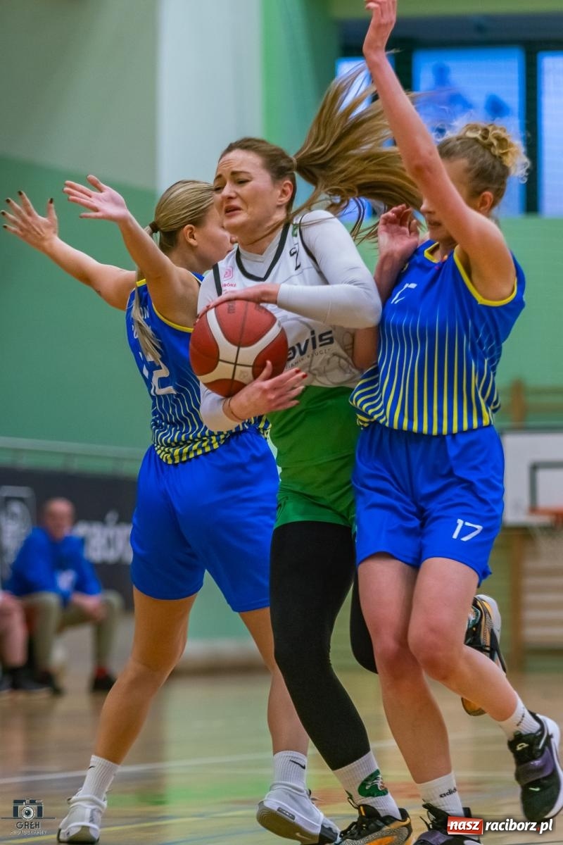 Zdjęcie w galerii na portalu naszraciborz.pl: Dobry początek, fatalna końcówka. RKK AZS Racibórz na tarczy we własnej hali [FOTO i WIDEO] wiadomości z regionu