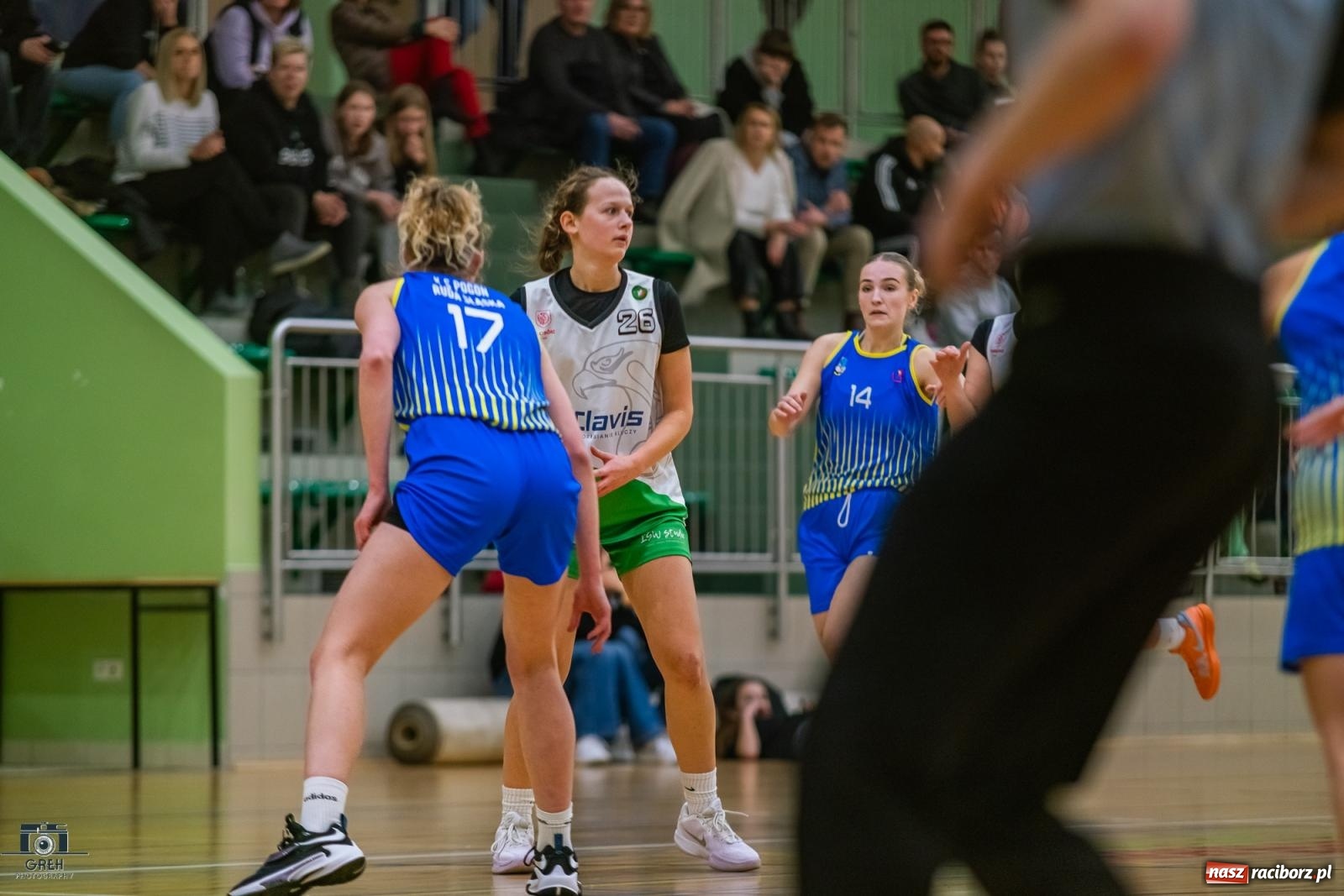 Zdjęcie w galerii na portalu naszraciborz.pl: Dobry początek, fatalna końcówka. RKK AZS Racibórz na tarczy we własnej hali [FOTO i WIDEO] wiadomości z regionu