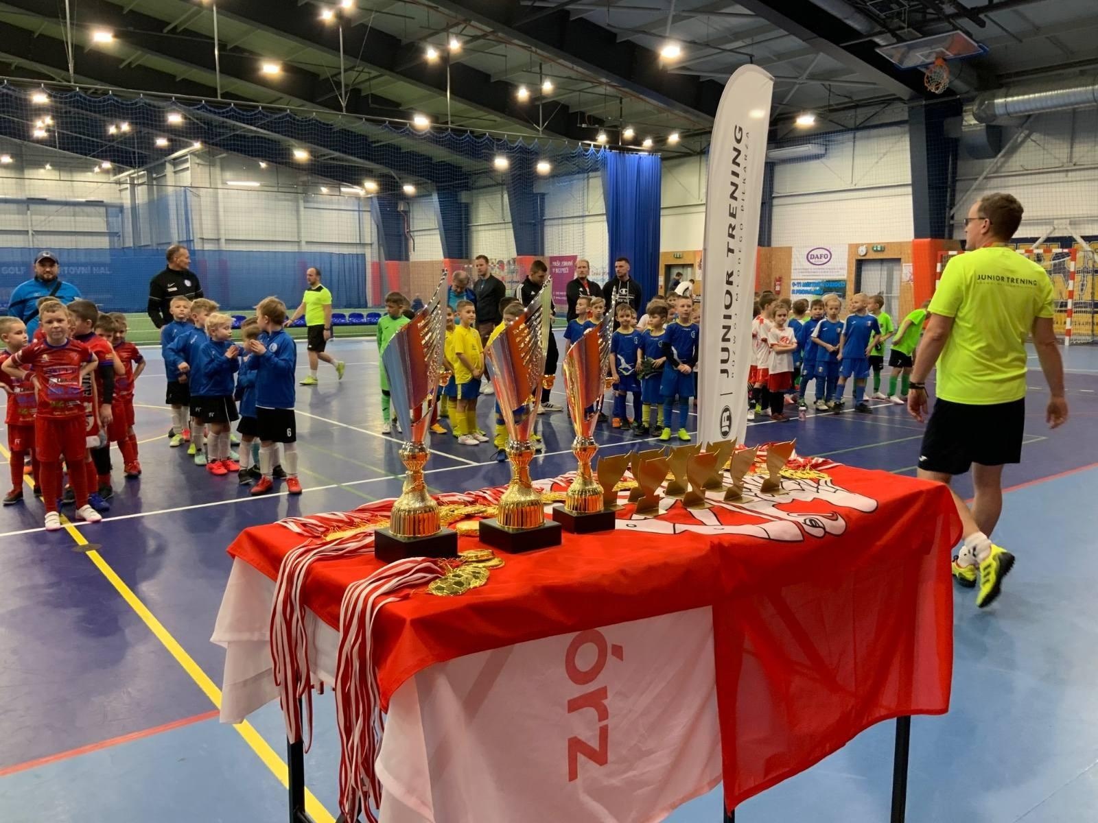 Zdjęcie w galerii na portalu naszraciborz.pl: Junior Futsal Cup. Turniej dla rocznika 2017 za nami [FOTO] wiadomości z regionu