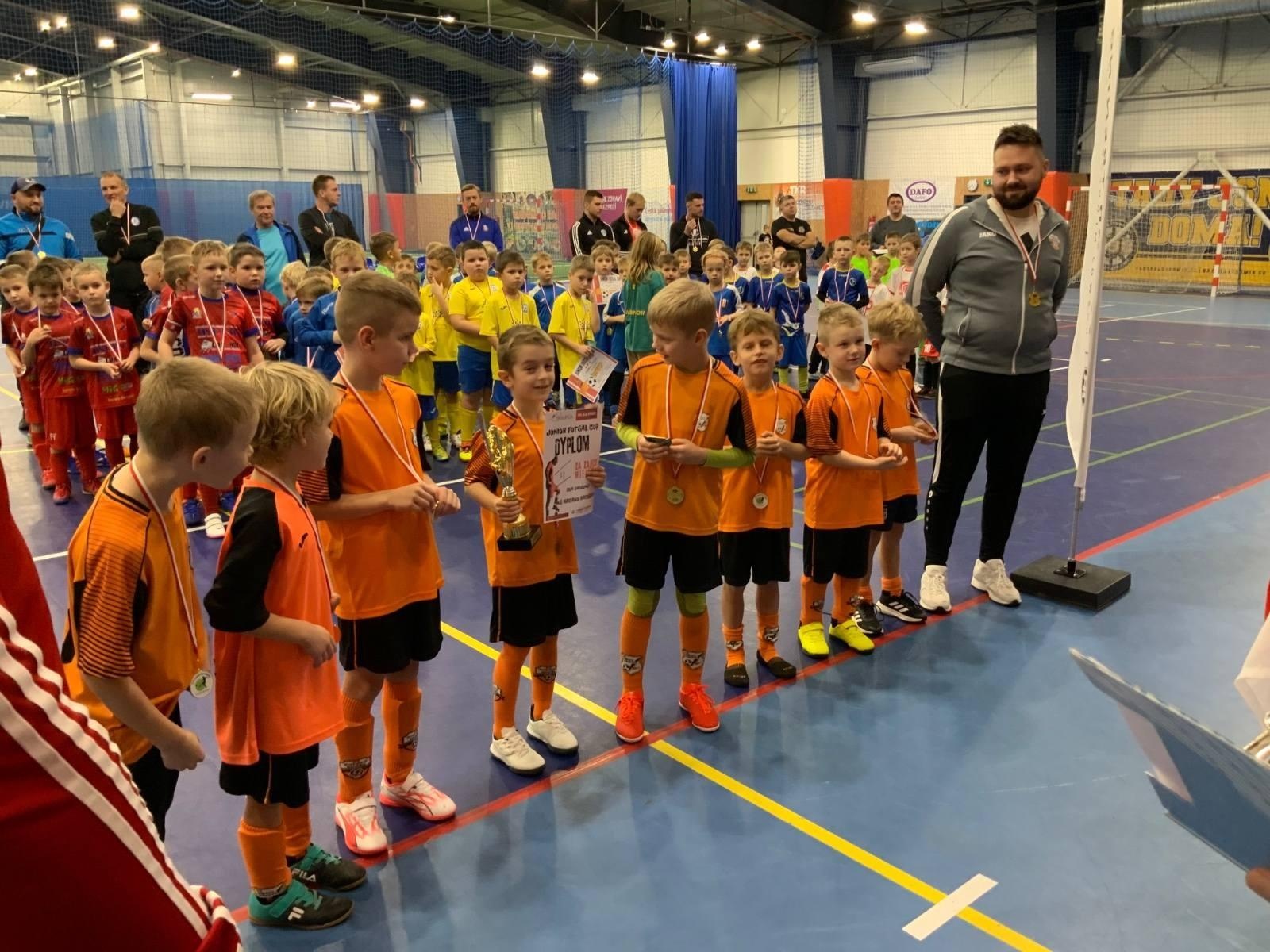 Zdjęcie w galerii na portalu naszraciborz.pl: Junior Futsal Cup. Turniej dla rocznika 2017 za nami [FOTO] wiadomości z regionu