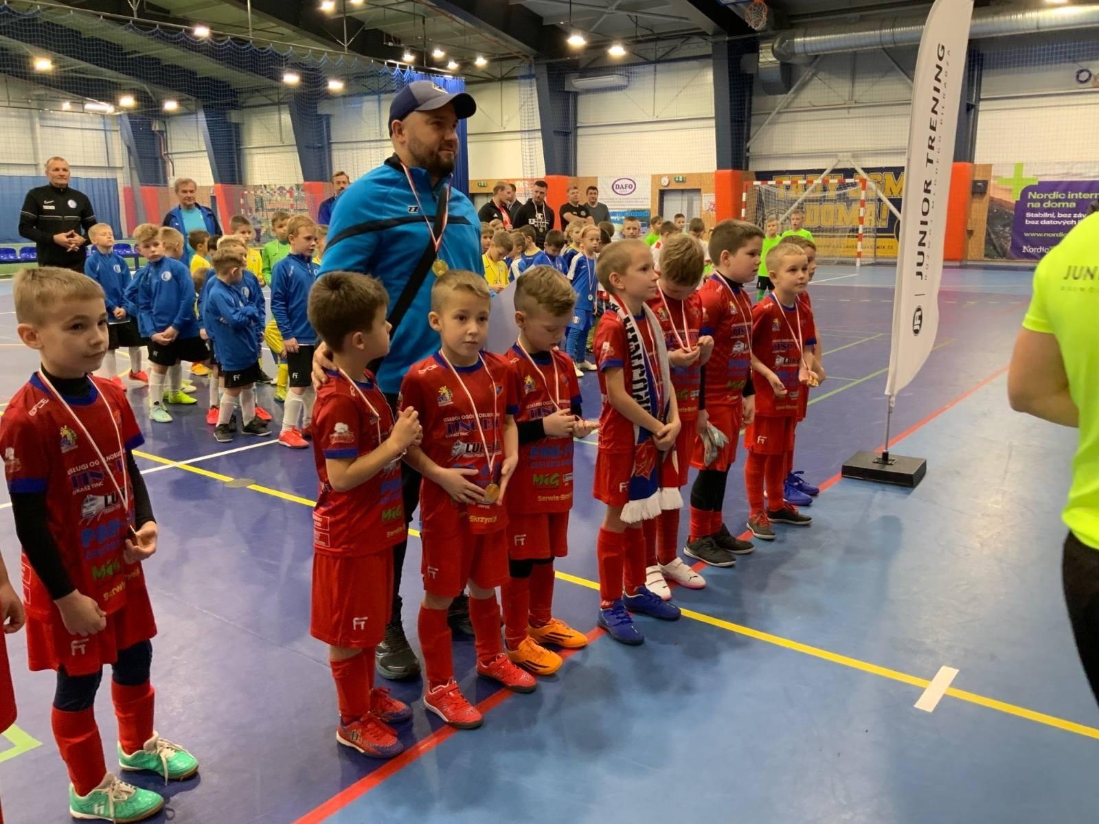 Zdjęcie w galerii na portalu naszraciborz.pl: Junior Futsal Cup. Turniej dla rocznika 2017 za nami [FOTO] wiadomości z regionu