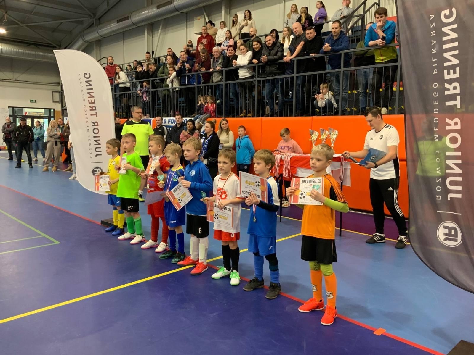 Zdjęcie w galerii na portalu naszraciborz.pl: Junior Futsal Cup. Turniej dla rocznika 2017 za nami [FOTO] wiadomości z regionu