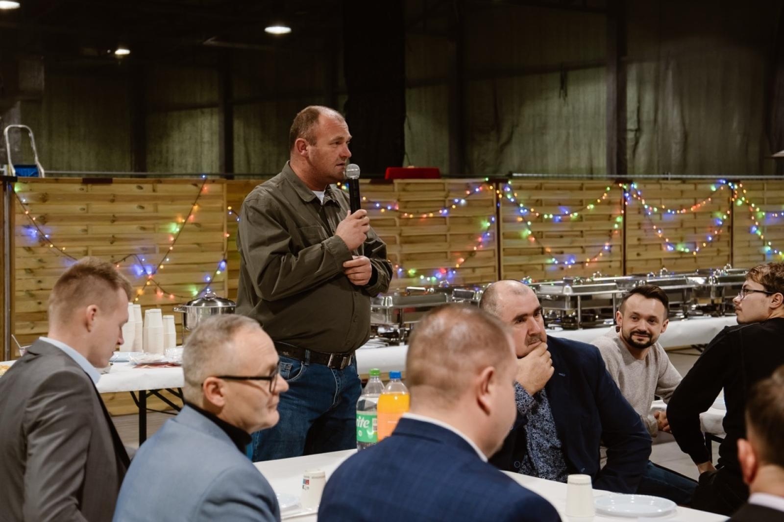 Zdjęcie w galerii na portalu naszraciborz.pl: Przedświąteczne spotkanie ze strażakami w gminie Pietrowice Wielkie wiadomości z regionu