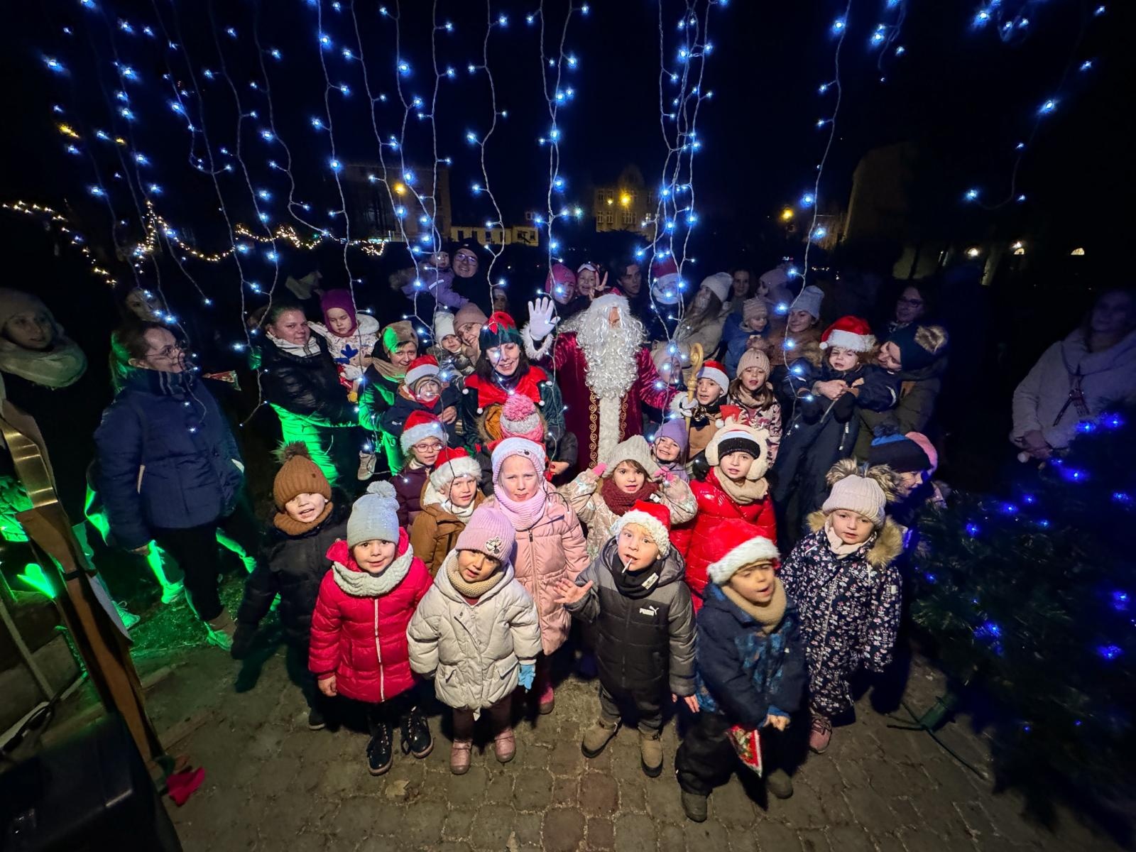 Zdjęcie w galerii na portalu naszraciborz.pl: Mali Odkrywcy Sztuki z RCK wiadomości z regionu