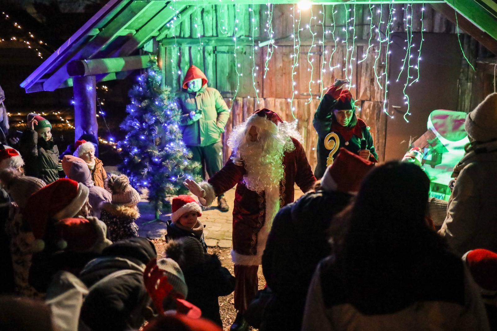 Zdjęcie w galerii na portalu naszraciborz.pl: Mali Odkrywcy Sztuki z RCK wiadomości z regionu