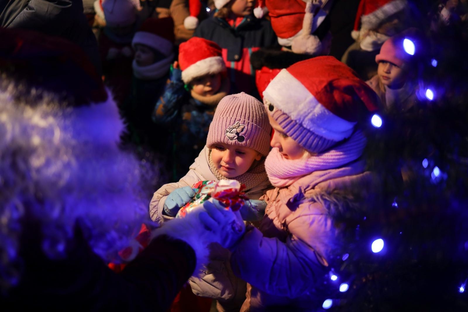 Zdjęcie w galerii na portalu naszraciborz.pl: Mali Odkrywcy Sztuki z RCK wiadomości z regionu