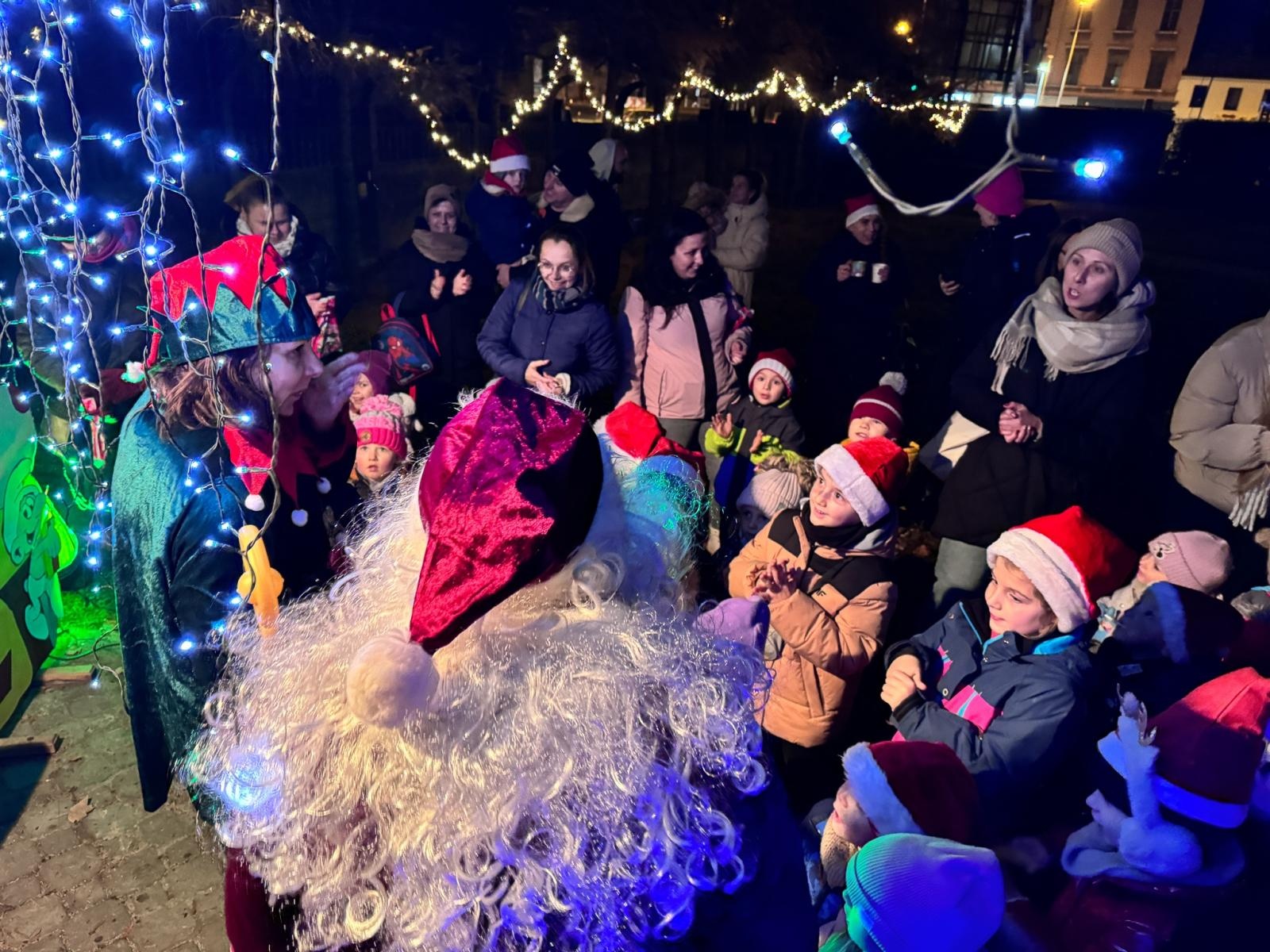 Zdjęcie w galerii na portalu naszraciborz.pl: Mali Odkrywcy Sztuki z RCK wiadomości z regionu