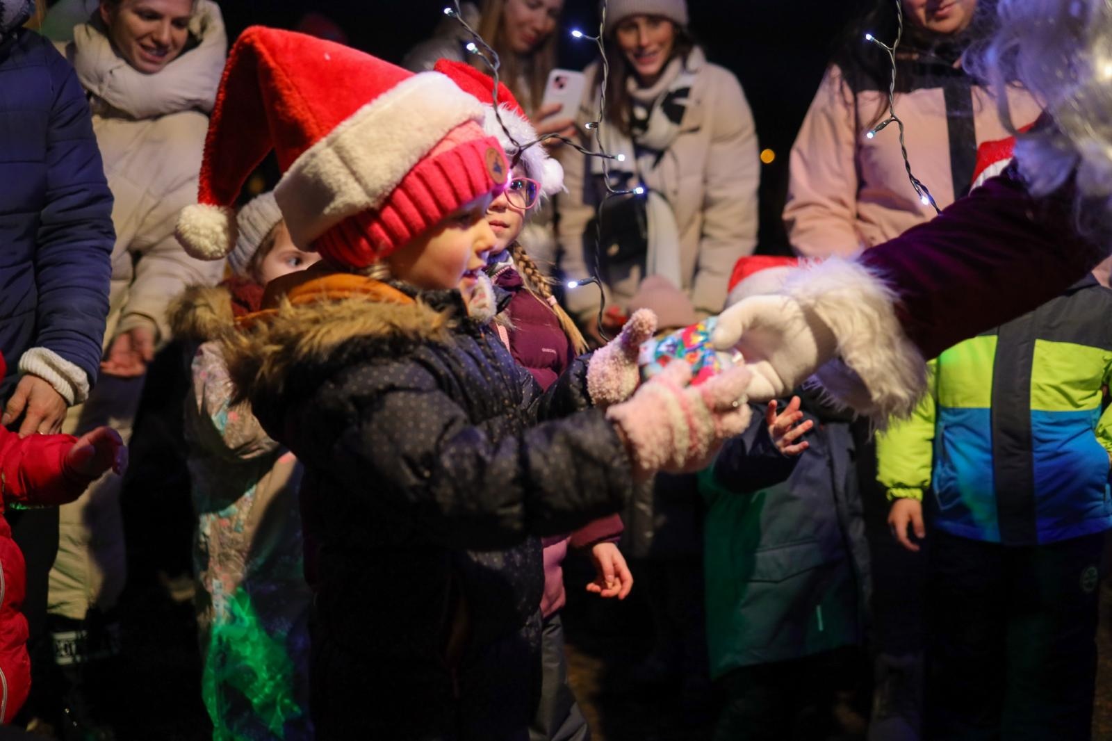 Zdjęcie w galerii na portalu naszraciborz.pl: Mali Odkrywcy Sztuki z RCK wiadomości z regionu