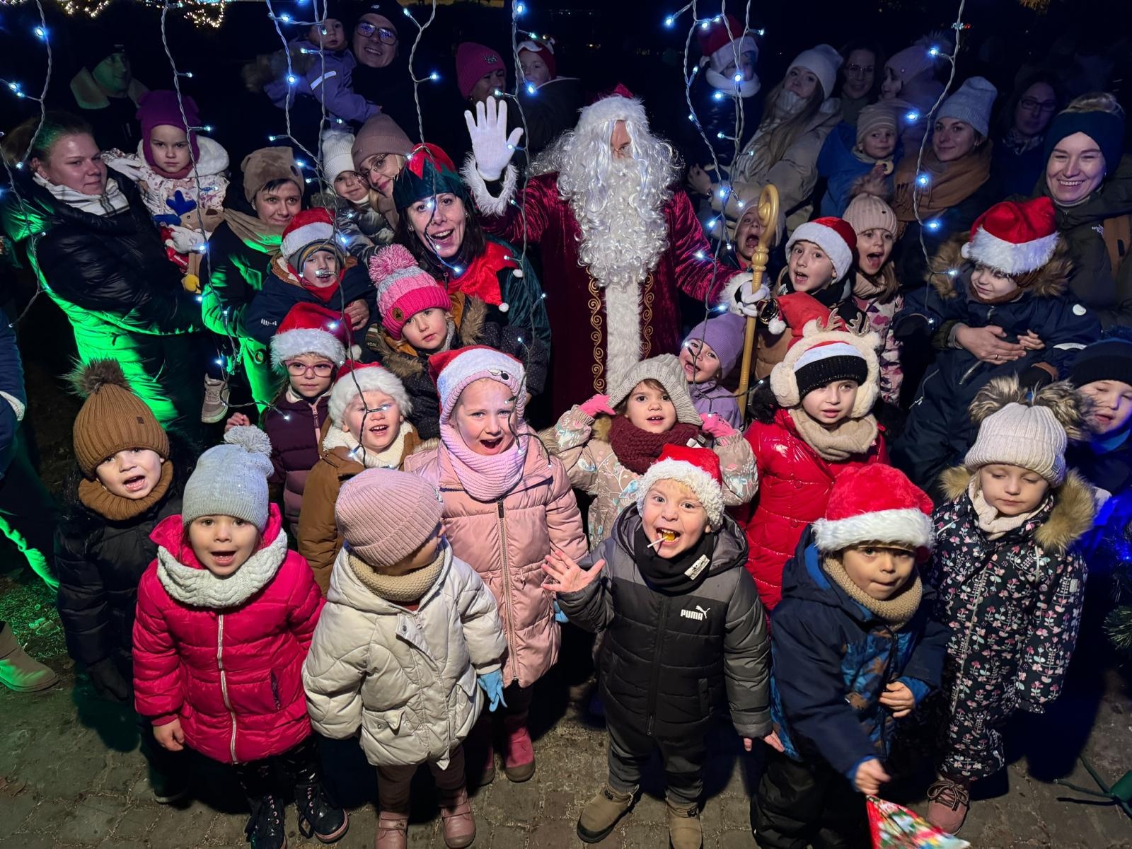 Zdjęcie w galerii na portalu naszraciborz.pl: Mali Odkrywcy Sztuki z RCK wiadomości z regionu