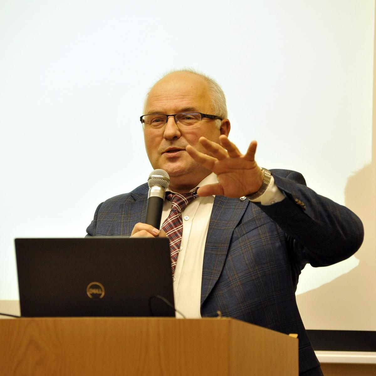 Zdjęcie w galerii na portalu naszraciborz.pl: XVIII Raciborskie Seminarium Pedagogiczne: Refleksja nad wyzwaniami edukacji [FOTO i WIDEO] wiadomości z regionu