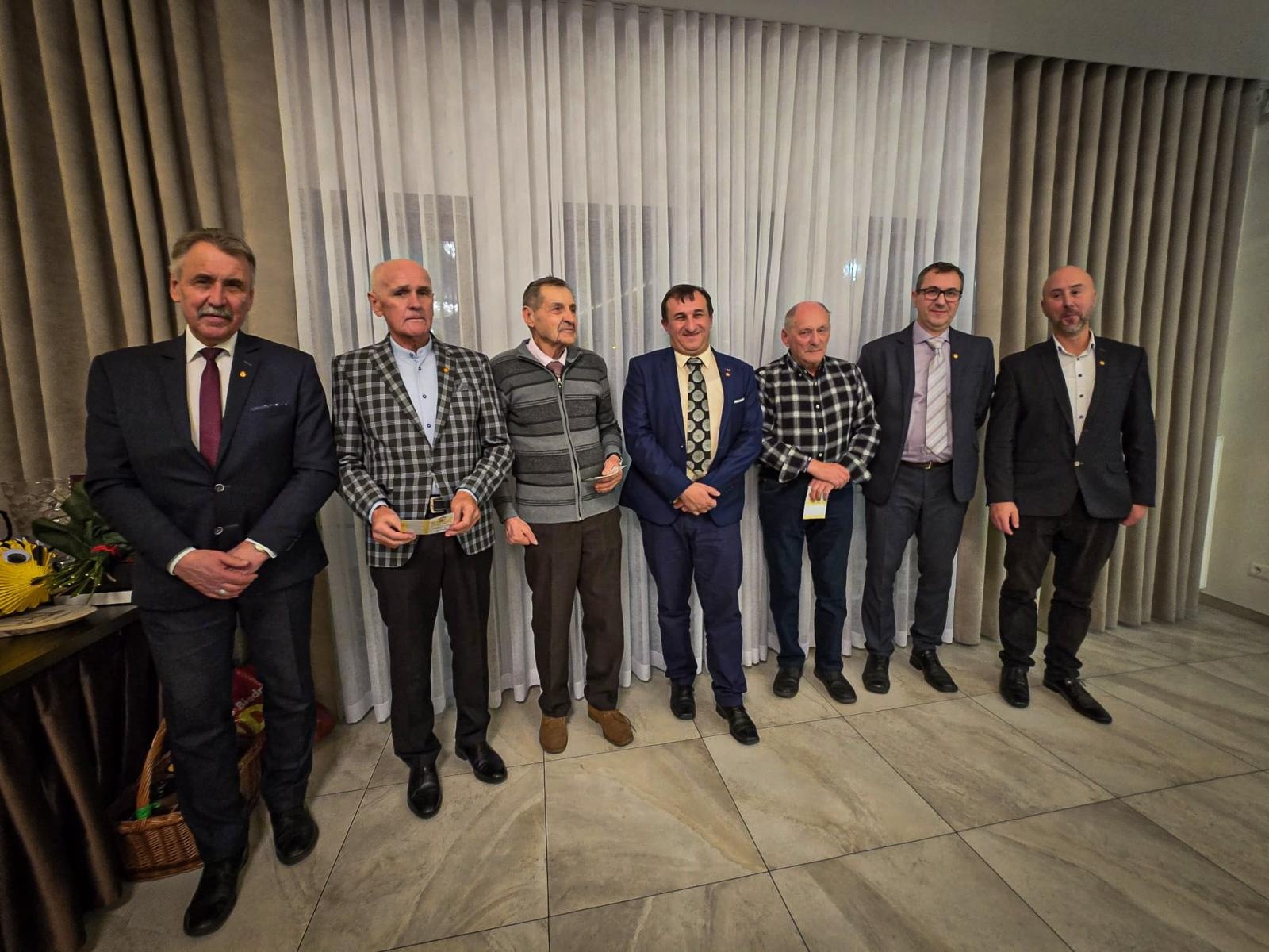 Zdjęcie w galerii na portalu naszraciborz.pl: Pszczelarze z gminy Krzyżanowice świętowali 70-lecie swojego koła wiadomości z regionu