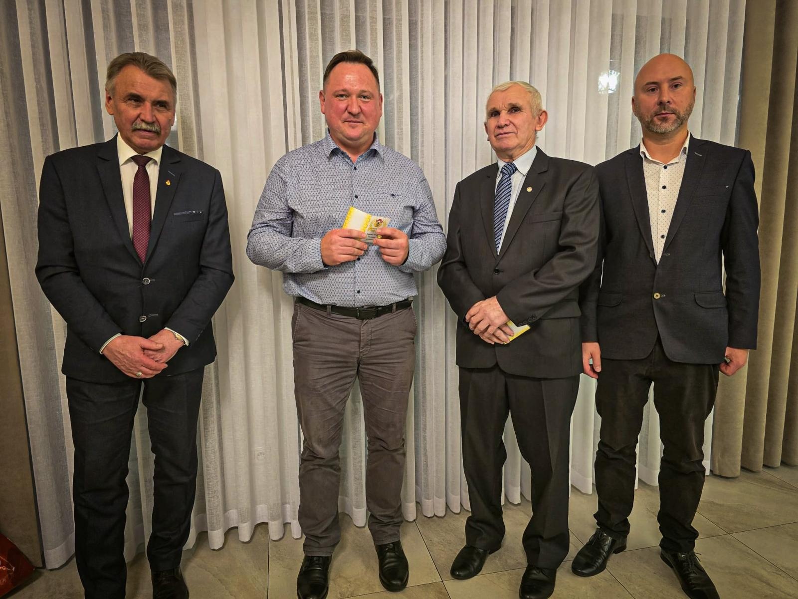 Zdjęcie w galerii na portalu naszraciborz.pl: Pszczelarze z gminy Krzyżanowice świętowali 70-lecie swojego koła wiadomości z regionu