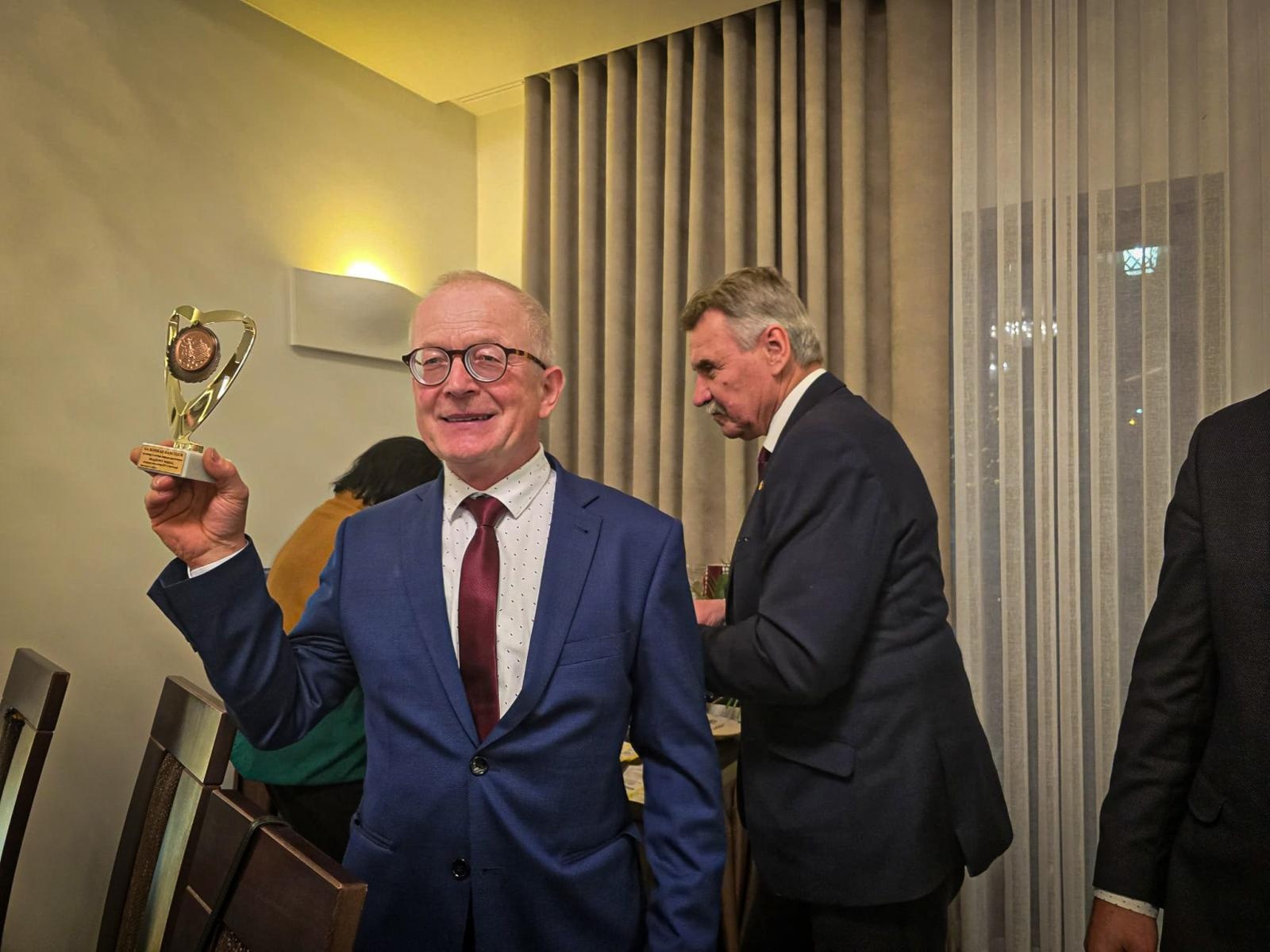 Zdjęcie w galerii na portalu naszraciborz.pl: Pszczelarze z gminy Krzyżanowice świętowali 70-lecie swojego koła wiadomości z regionu