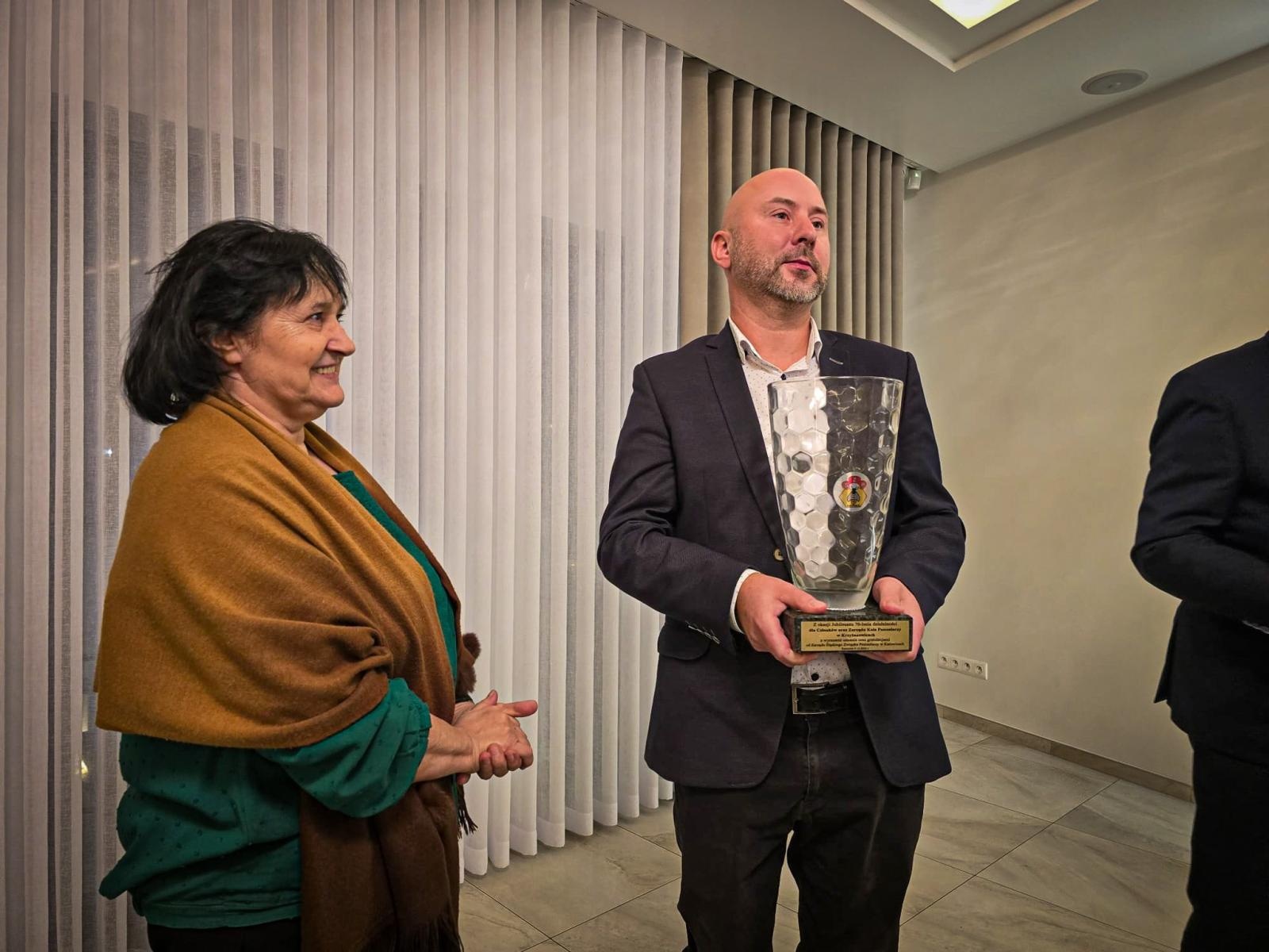 Zdjęcie w galerii na portalu naszraciborz.pl: Pszczelarze z gminy Krzyżanowice świętowali 70-lecie swojego koła wiadomości z regionu