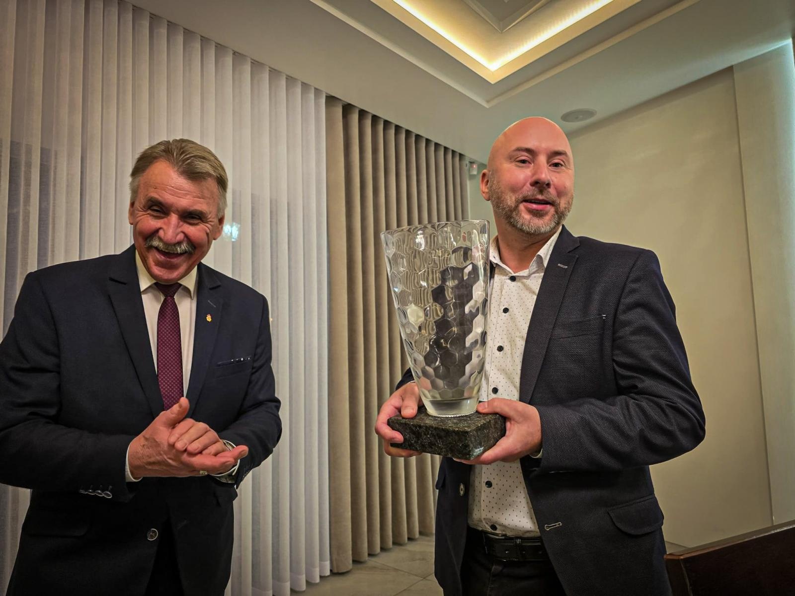 Zdjęcie w galerii na portalu naszraciborz.pl: Pszczelarze z gminy Krzyżanowice świętowali 70-lecie swojego koła wiadomości z regionu