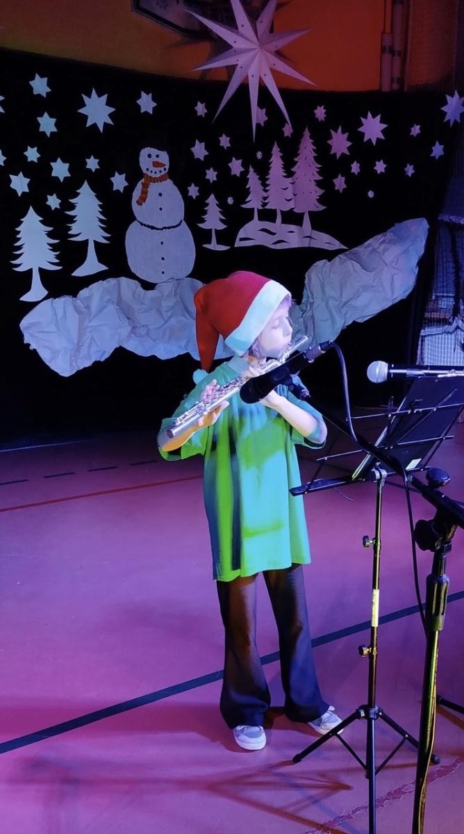 Zdjęcie w galerii na portalu naszraciborz.pl: Świąteczna magia w SP nr 13 [FOTO] wiadomości z regionu