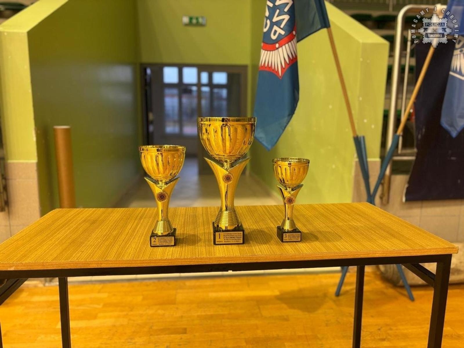 Zdjęcie w galerii na portalu naszraciborz.pl: Siatkarskie zmagania służb mundurowych [FOTO i WIDEO] wiadomości z regionu