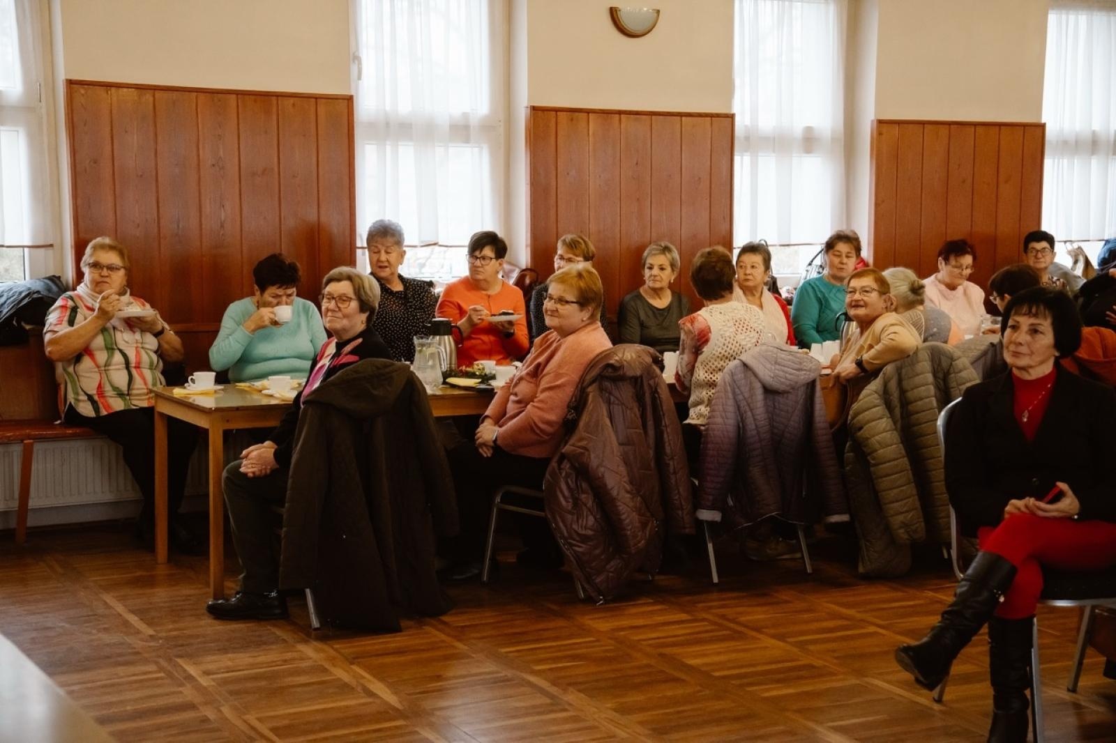 Zdjęcie w galerii na portalu naszraciborz.pl: Świąteczne spotkanie seniorów w Pietrowicach Wielkich wiadomości z regionu