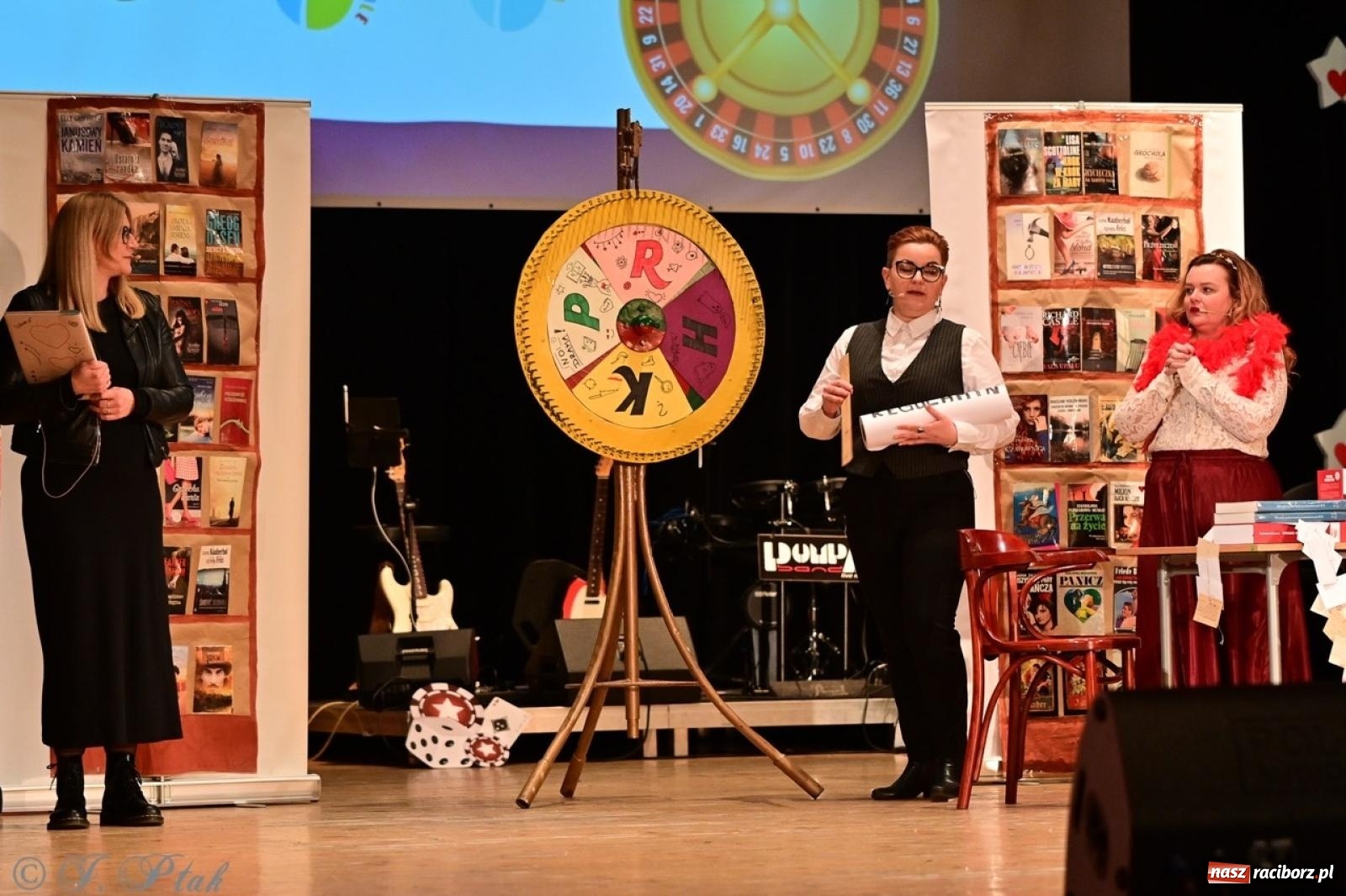 Zdjęcie w galerii na portalu naszraciborz.pl: Oczko, czyli 21. raciborska Gwiazdka Serc [FOTO] wiadomości z regionu