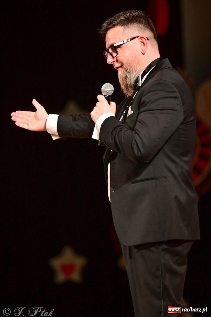 Zdjęcie w galerii na portalu naszraciborz.pl: Oczko, czyli 21. raciborska Gwiazdka Serc [FOTO] wiadomości z regionu