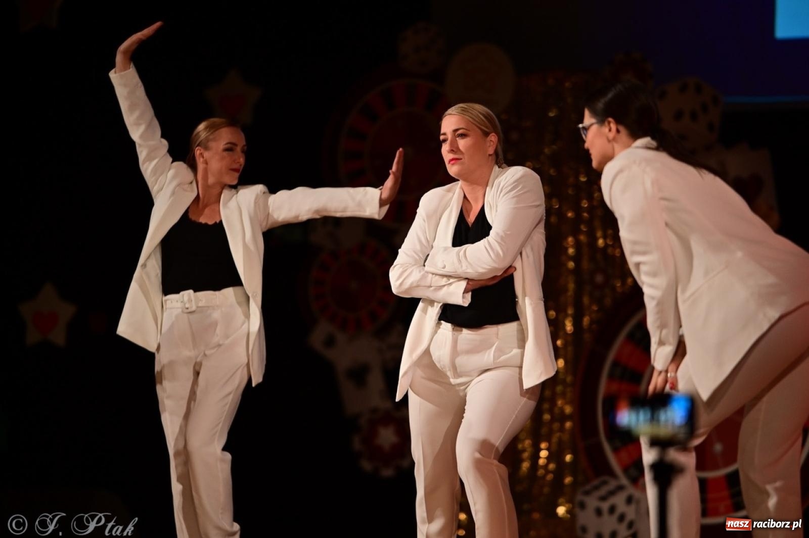 Zdjęcie w galerii na portalu naszraciborz.pl: Oczko, czyli 21. raciborska Gwiazdka Serc [FOTO] wiadomości z regionu