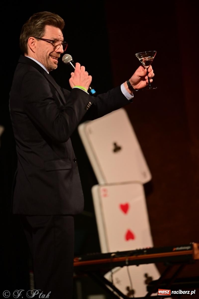 Zdjęcie w galerii na portalu naszraciborz.pl: Oczko, czyli 21. raciborska Gwiazdka Serc [FOTO] wiadomości z regionu