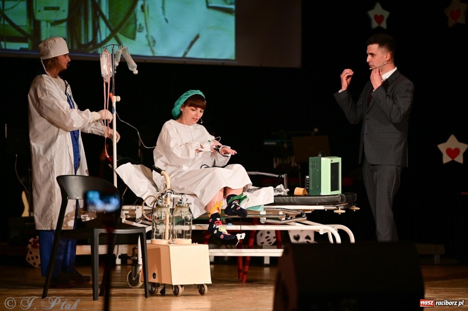 Zdjęcie w galerii na portalu naszraciborz.pl: Oczko, czyli 21. raciborska Gwiazdka Serc [FOTO] wiadomości z regionu