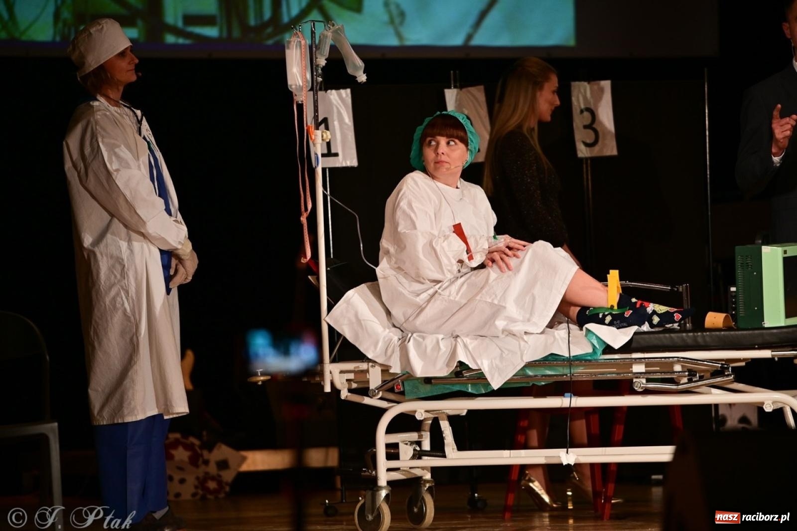 Zdjęcie w galerii na portalu naszraciborz.pl: Oczko, czyli 21. raciborska Gwiazdka Serc [FOTO] wiadomości z regionu