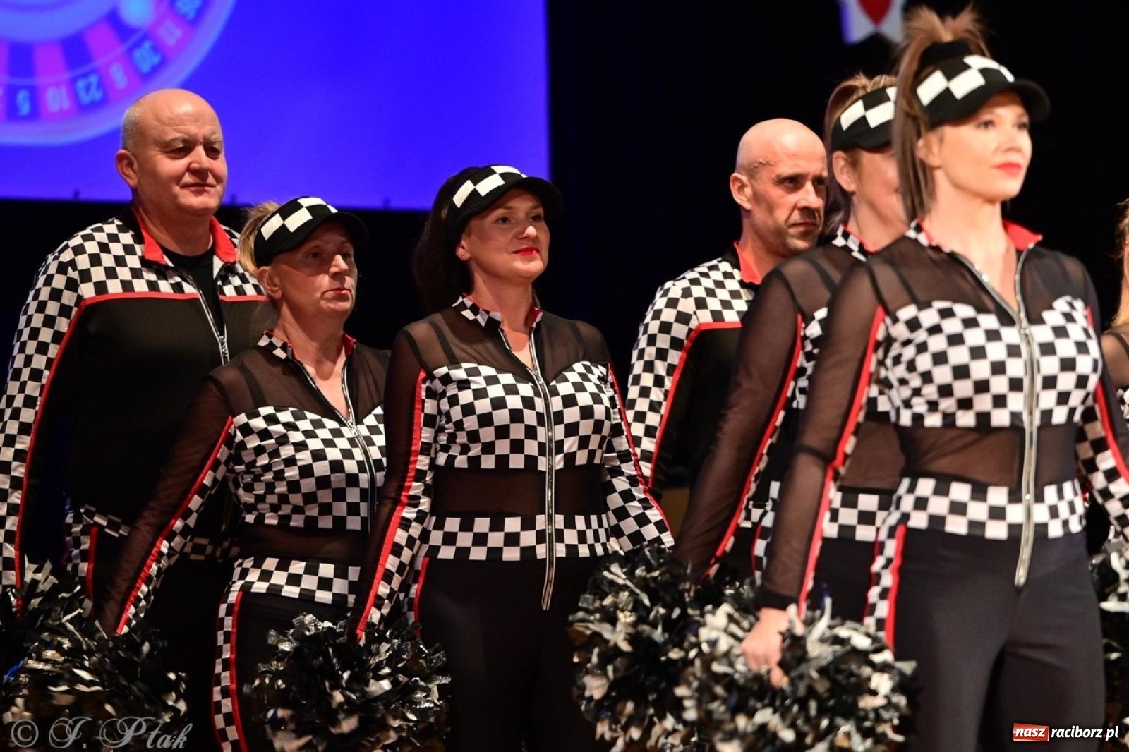 Zdjęcie w galerii na portalu naszraciborz.pl: Oczko, czyli 21. raciborska Gwiazdka Serc [FOTO] wiadomości z regionu