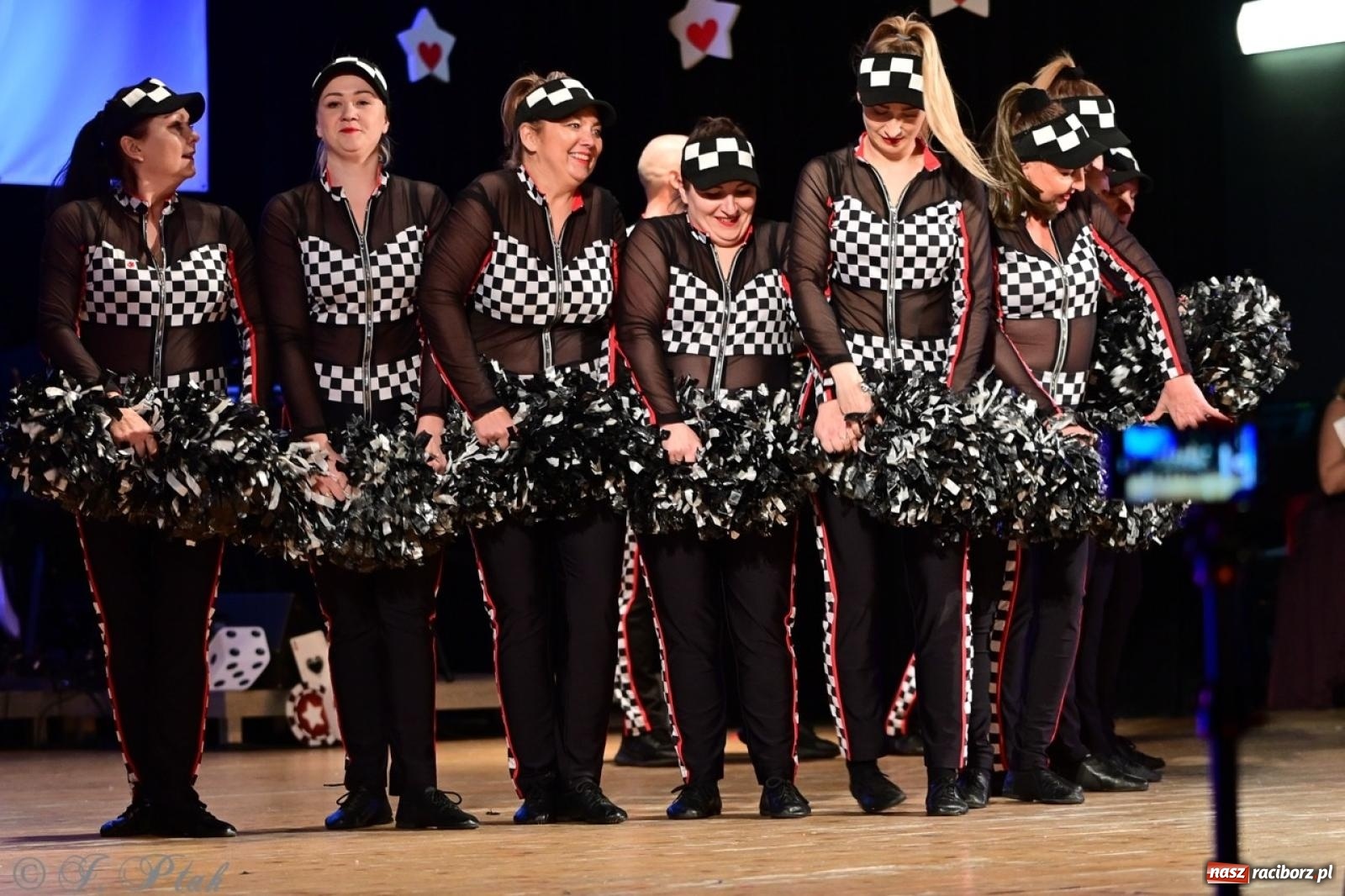 Zdjęcie w galerii na portalu naszraciborz.pl: Oczko, czyli 21. raciborska Gwiazdka Serc [FOTO] wiadomości z regionu