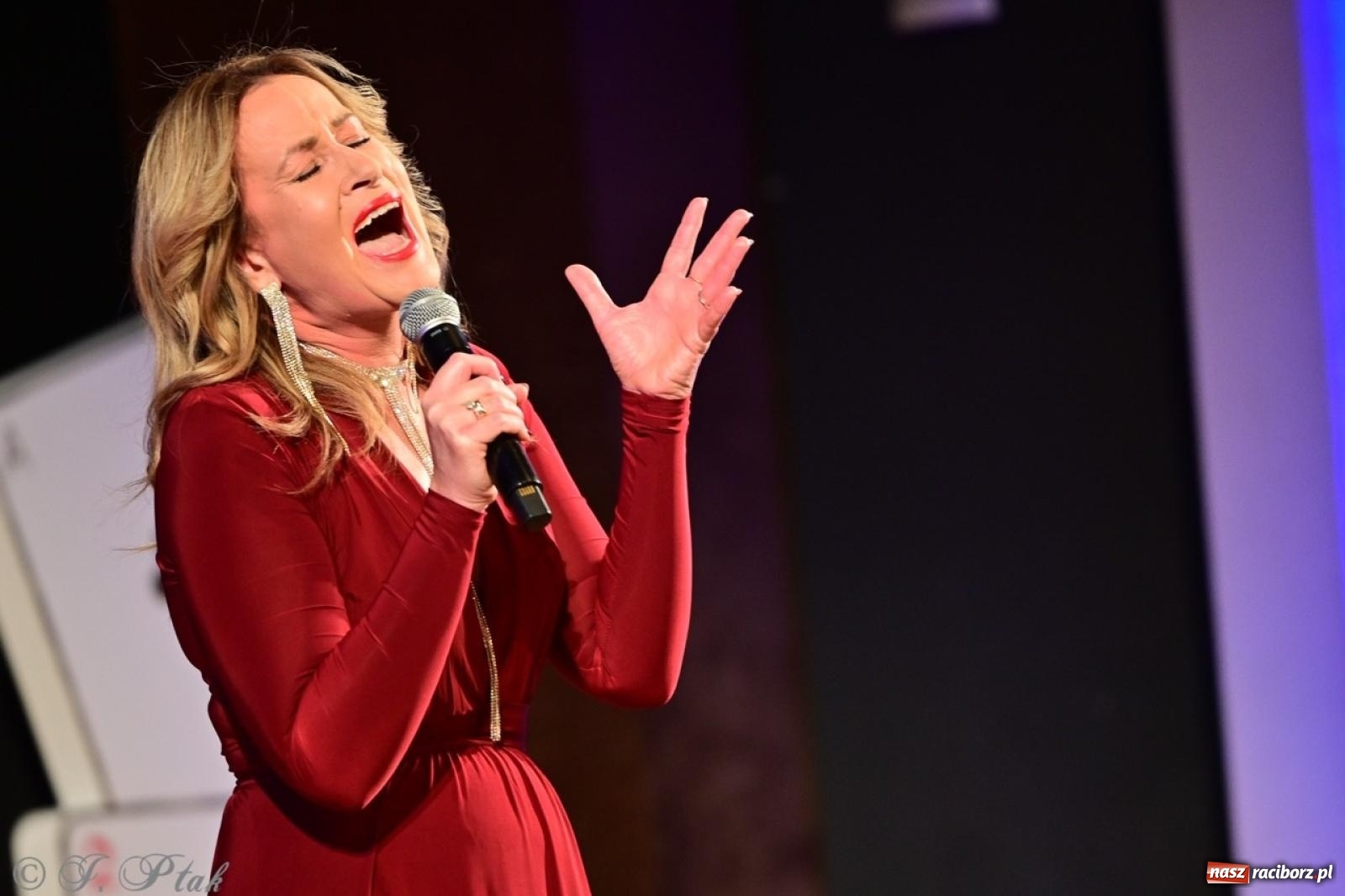 Zdjęcie w galerii na portalu naszraciborz.pl: Oczko, czyli 21. raciborska Gwiazdka Serc [FOTO] wiadomości z regionu