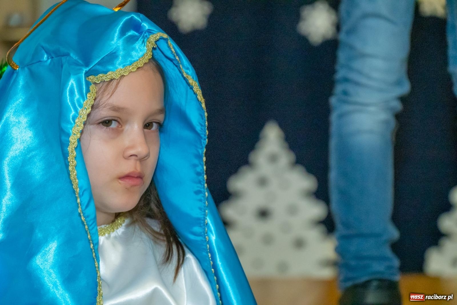 Zdjęcie w galerii na portalu naszraciborz.pl: Świąteczny kiermasz w SP 15. Moc atrakcji dla ducha i ciała wiadomości z regionu