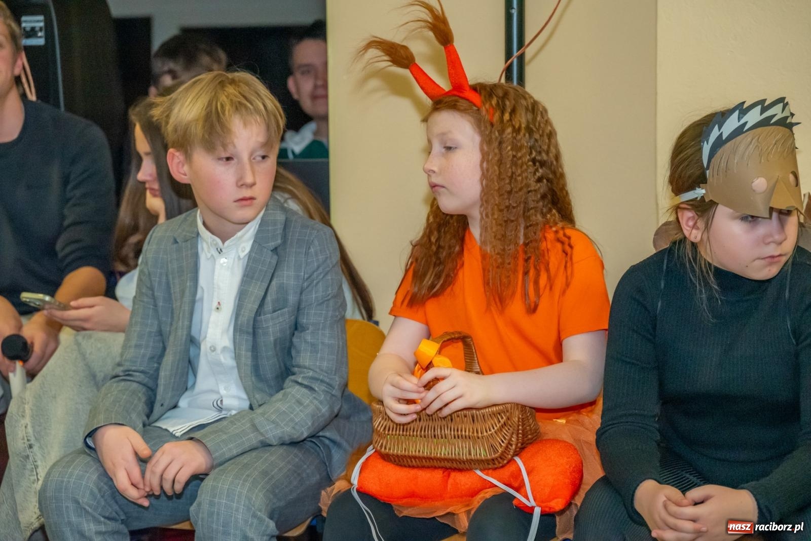 Zdjęcie w galerii na portalu naszraciborz.pl: Świąteczny kiermasz w SP 15. Moc atrakcji dla ducha i ciała wiadomości z regionu