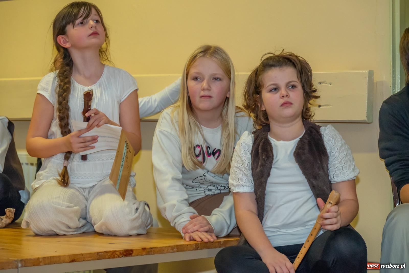 Zdjęcie w galerii na portalu naszraciborz.pl: Świąteczny kiermasz w SP 15. Moc atrakcji dla ducha i ciała wiadomości z regionu