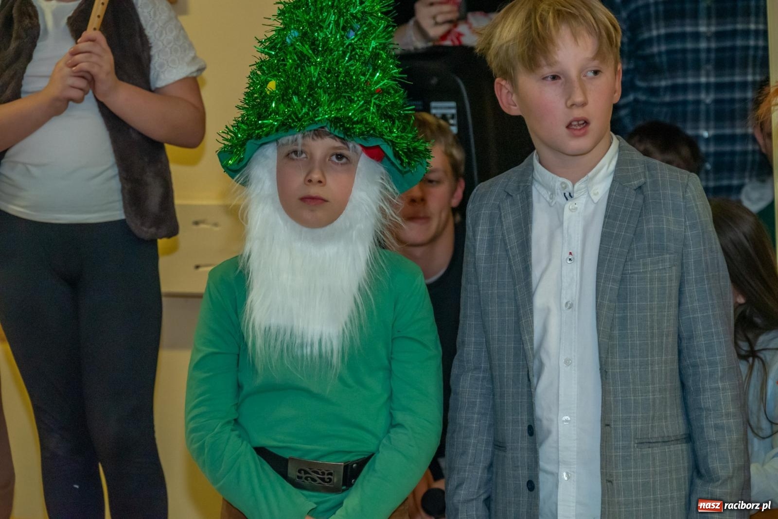 Zdjęcie w galerii na portalu naszraciborz.pl: Świąteczny kiermasz w SP 15. Moc atrakcji dla ducha i ciała wiadomości z regionu