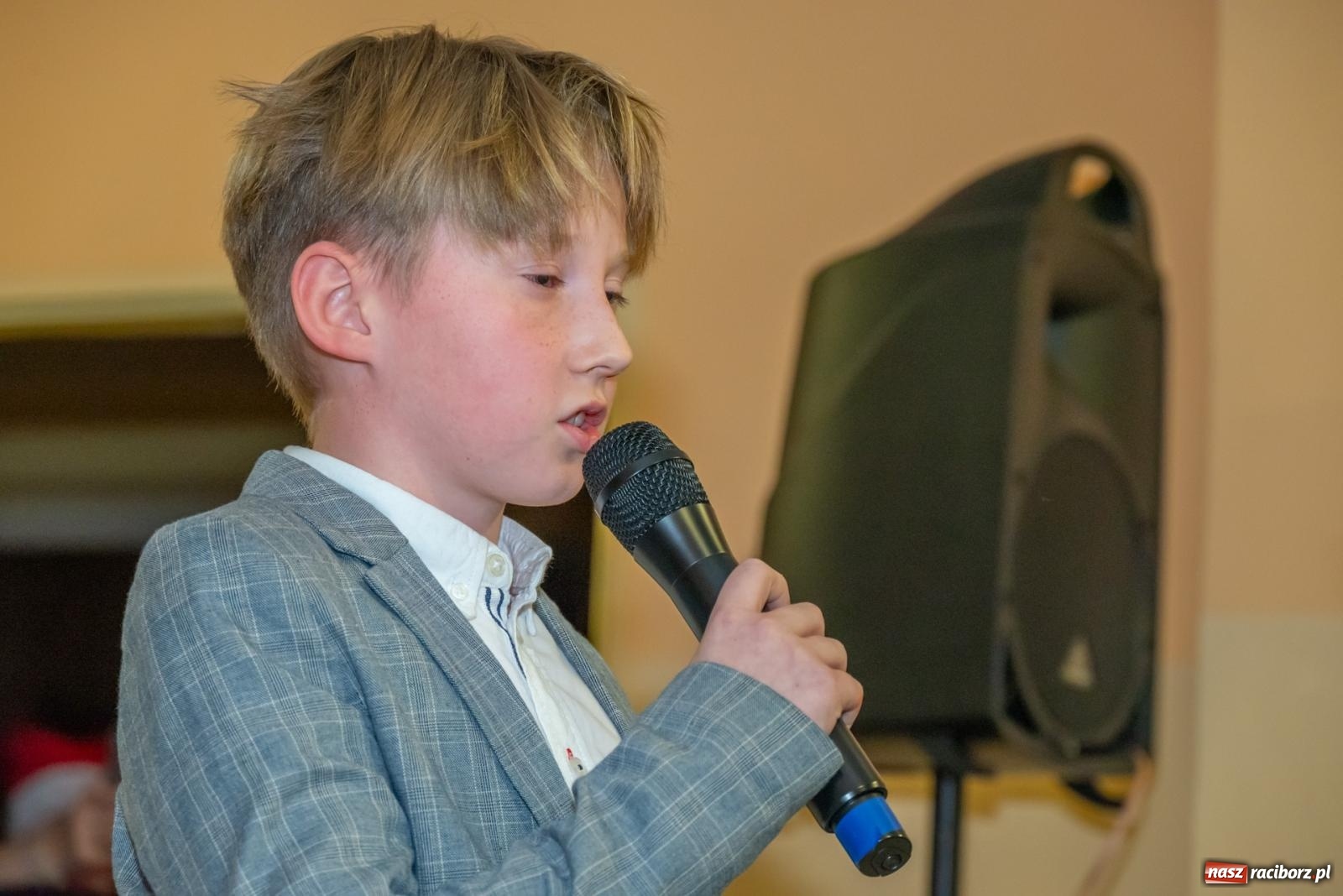 Zdjęcie w galerii na portalu naszraciborz.pl: Świąteczny kiermasz w SP 15. Moc atrakcji dla ducha i ciała wiadomości z regionu