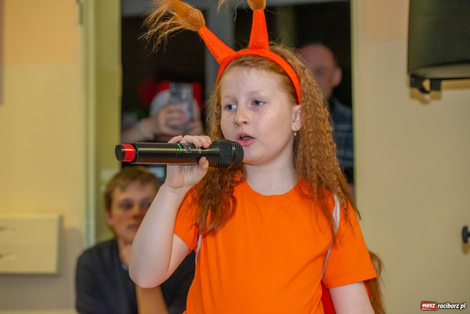 Zdjęcie w galerii na portalu naszraciborz.pl: Świąteczny kiermasz w SP 15. Moc atrakcji dla ducha i ciała wiadomości z regionu