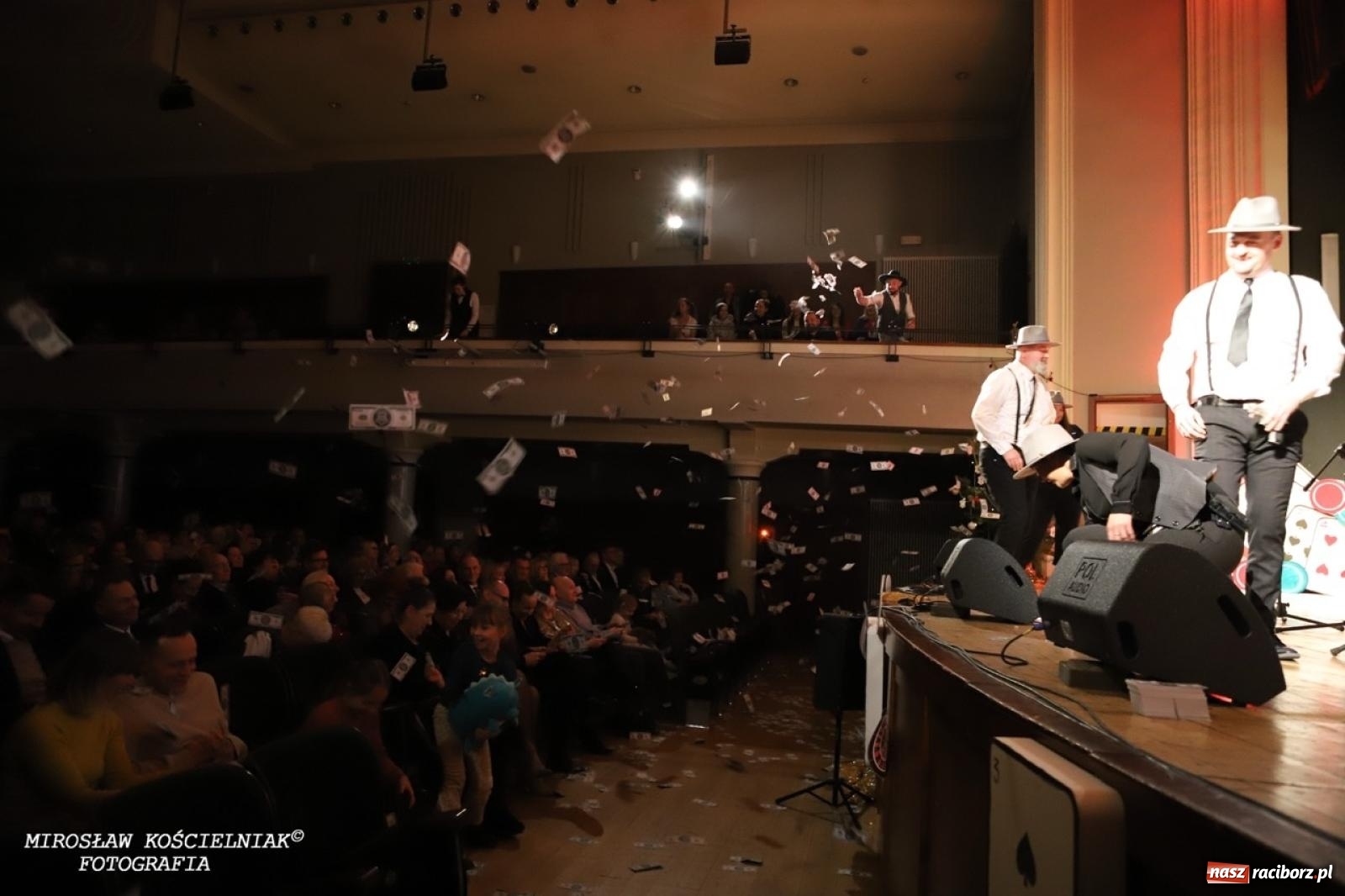 Zdjęcie w galerii na portalu naszraciborz.pl: Gwiazdy Gwiazdki Serc 2024. Koncert charytatywny na bis! wiadomości z regionu