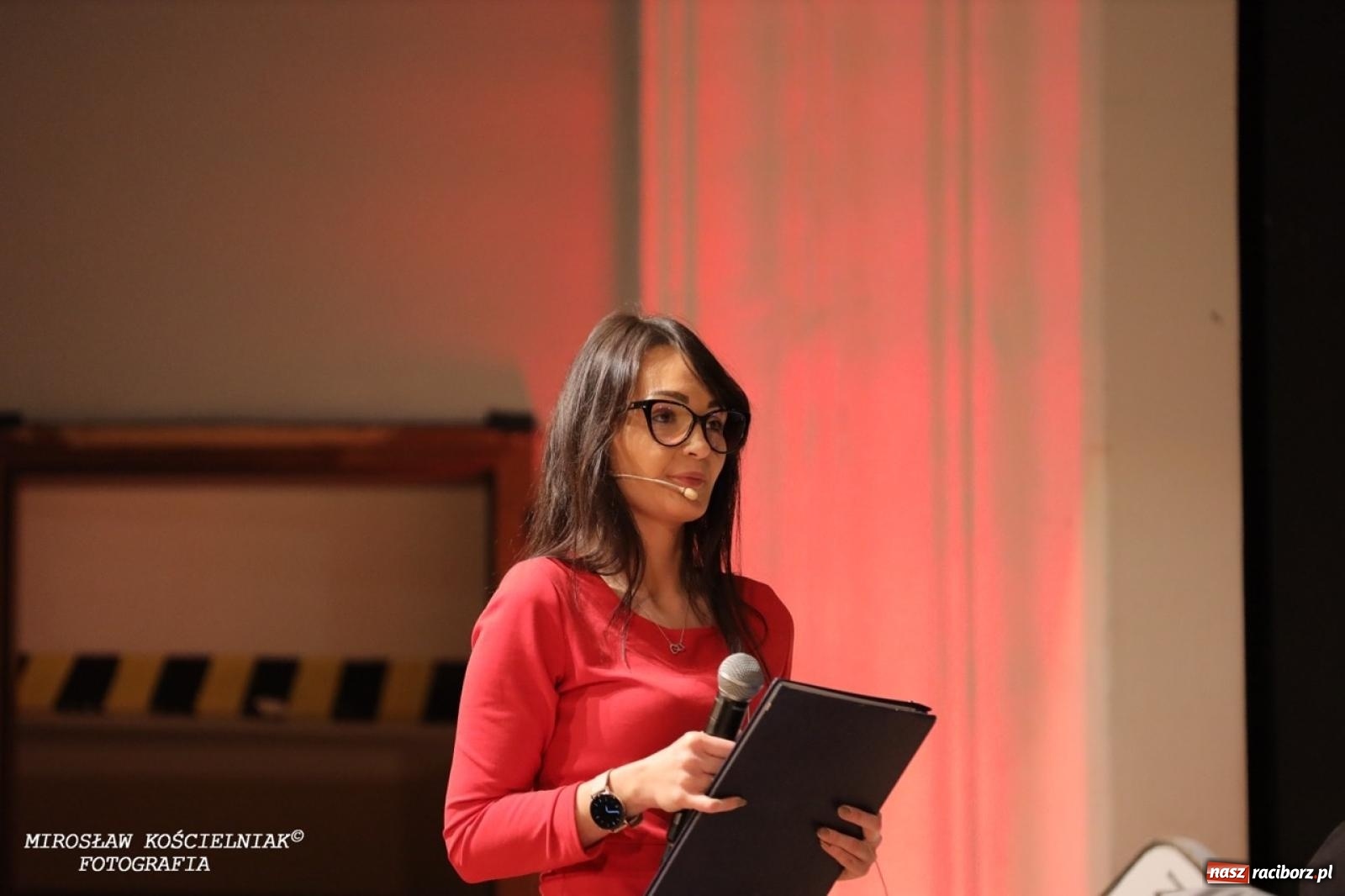 Zdjęcie w galerii na portalu naszraciborz.pl: Gwiazdy Gwiazdki Serc 2024. Koncert charytatywny na bis! wiadomości z regionu