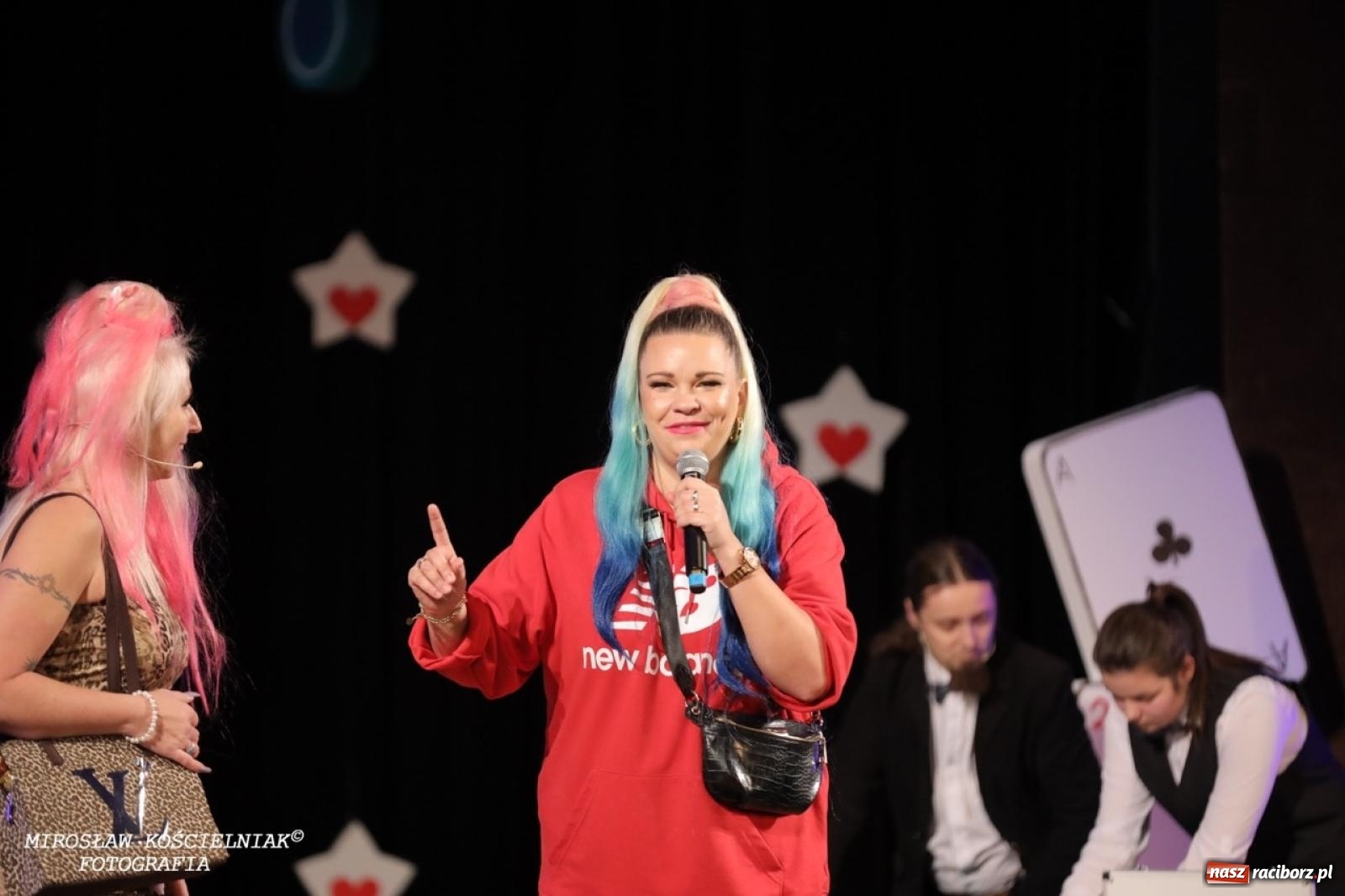 Zdjęcie w galerii na portalu naszraciborz.pl: Gwiazdy Gwiazdki Serc 2024. Koncert charytatywny na bis! wiadomości z regionu